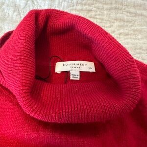 Equipment women’s cashmere polo neck sweater size small